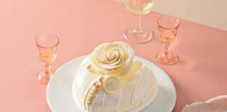 화이트 데이를 위한 순백의 선물 안다즈 서울 강남의 ‘화이트 로망스’ 케이크