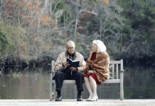 기억이 사라져도, 사랑은 남는다: 영화『노트북』 마지막까지 함께한 사람