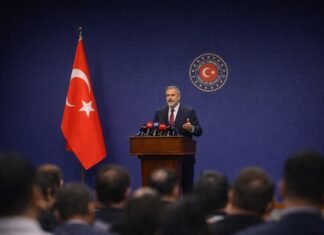 전쟁만큼 무서운 왜곡